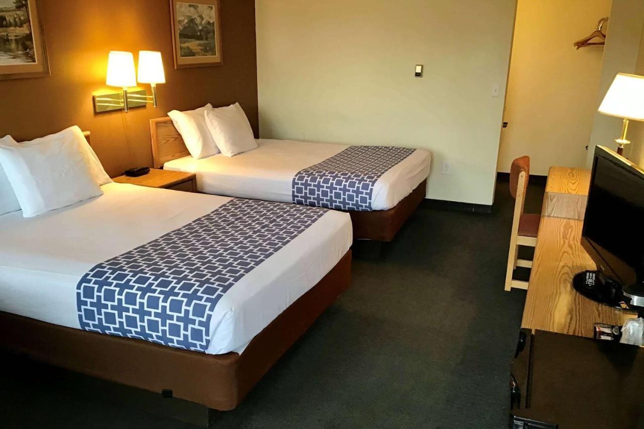 Travelodge By Wyndham Powell Exterior photo
