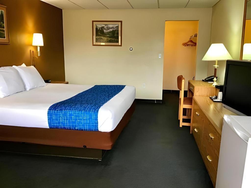 Travelodge By Wyndham Powell Exterior photo