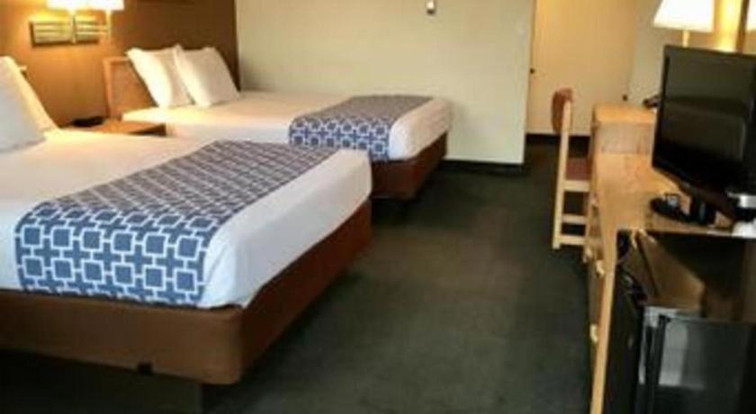 Travelodge By Wyndham Powell Exterior photo